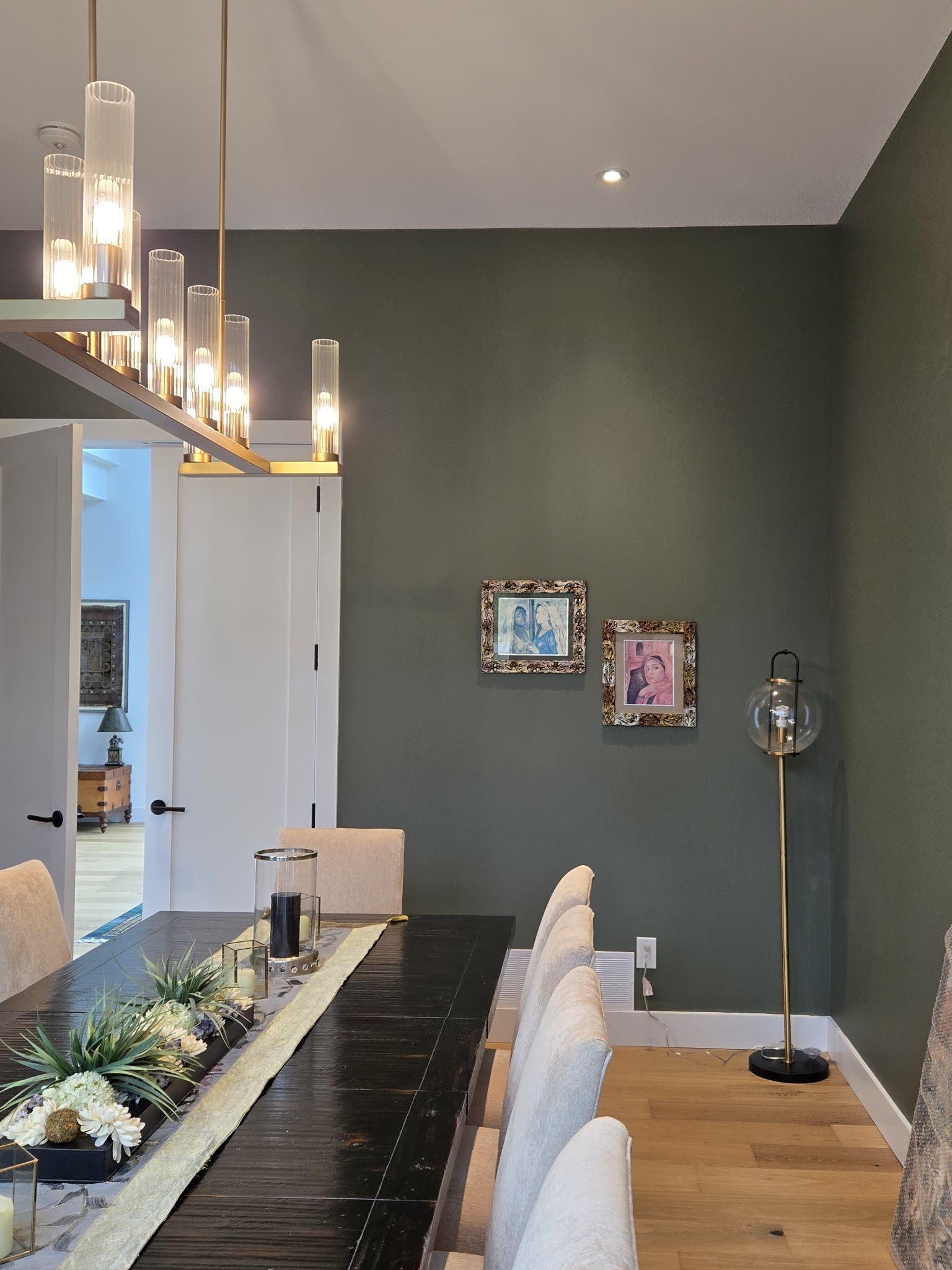 Dining room renovation with modern lighting, Barrie Ontario