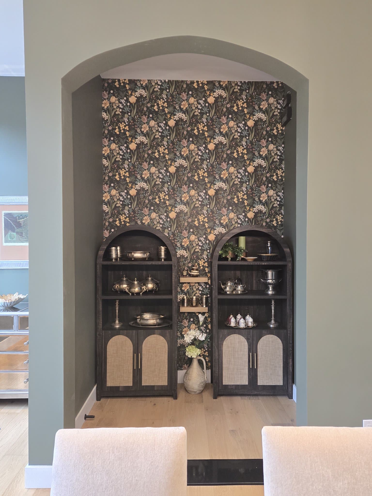 Custom interior niche with floral wallpaper, Barrie renovation